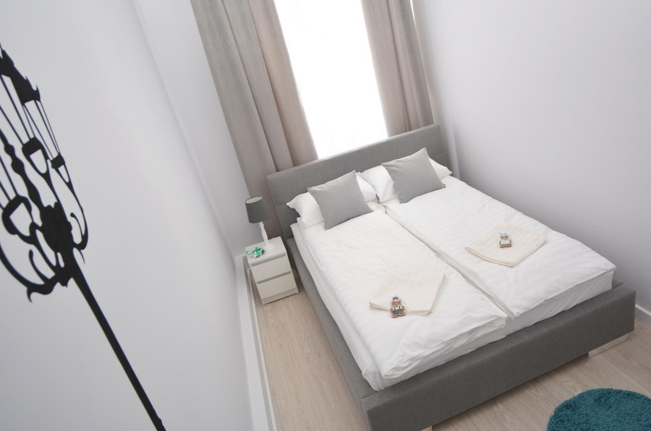 Apartament Pod Kopernikiem II Torun Exterior photo
